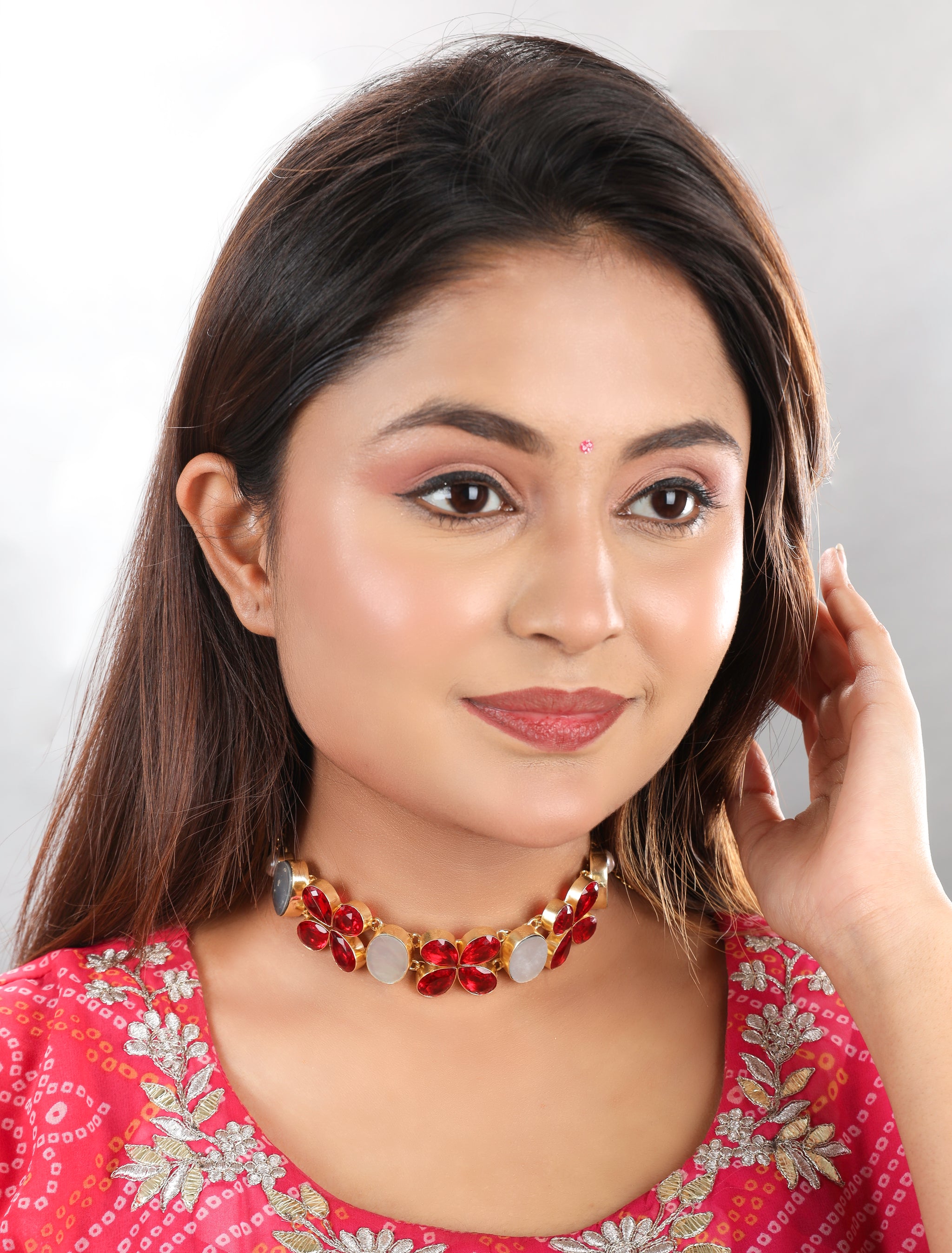 Gemstone glow Choker Necklace