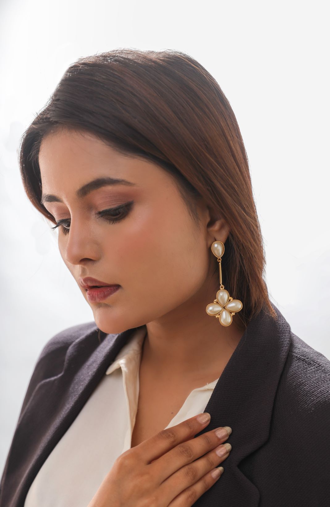 Floral Glossy Stone Dangle Earrings-White