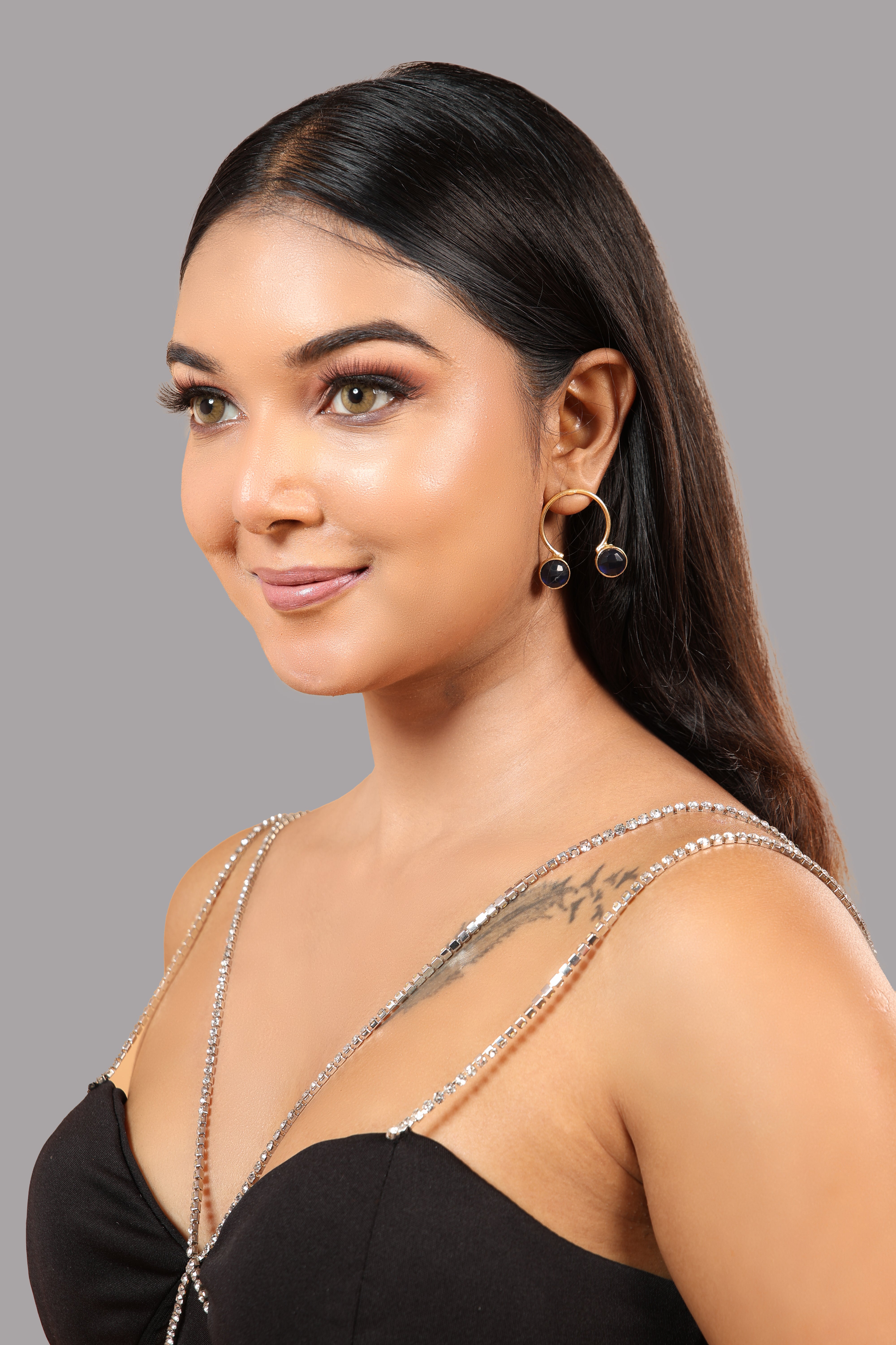 Dual Monalisa Ohm Earrings-Black