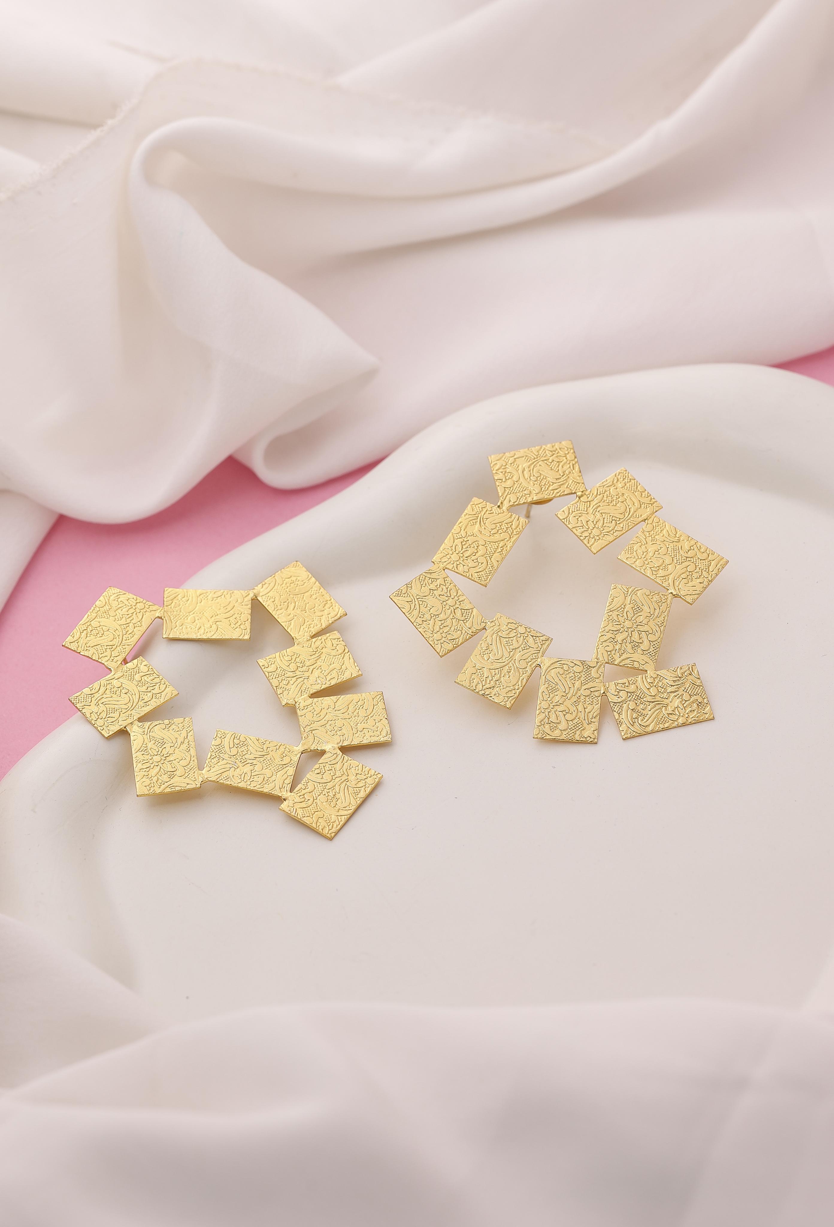 Hammered Vintage style Brass Earrings