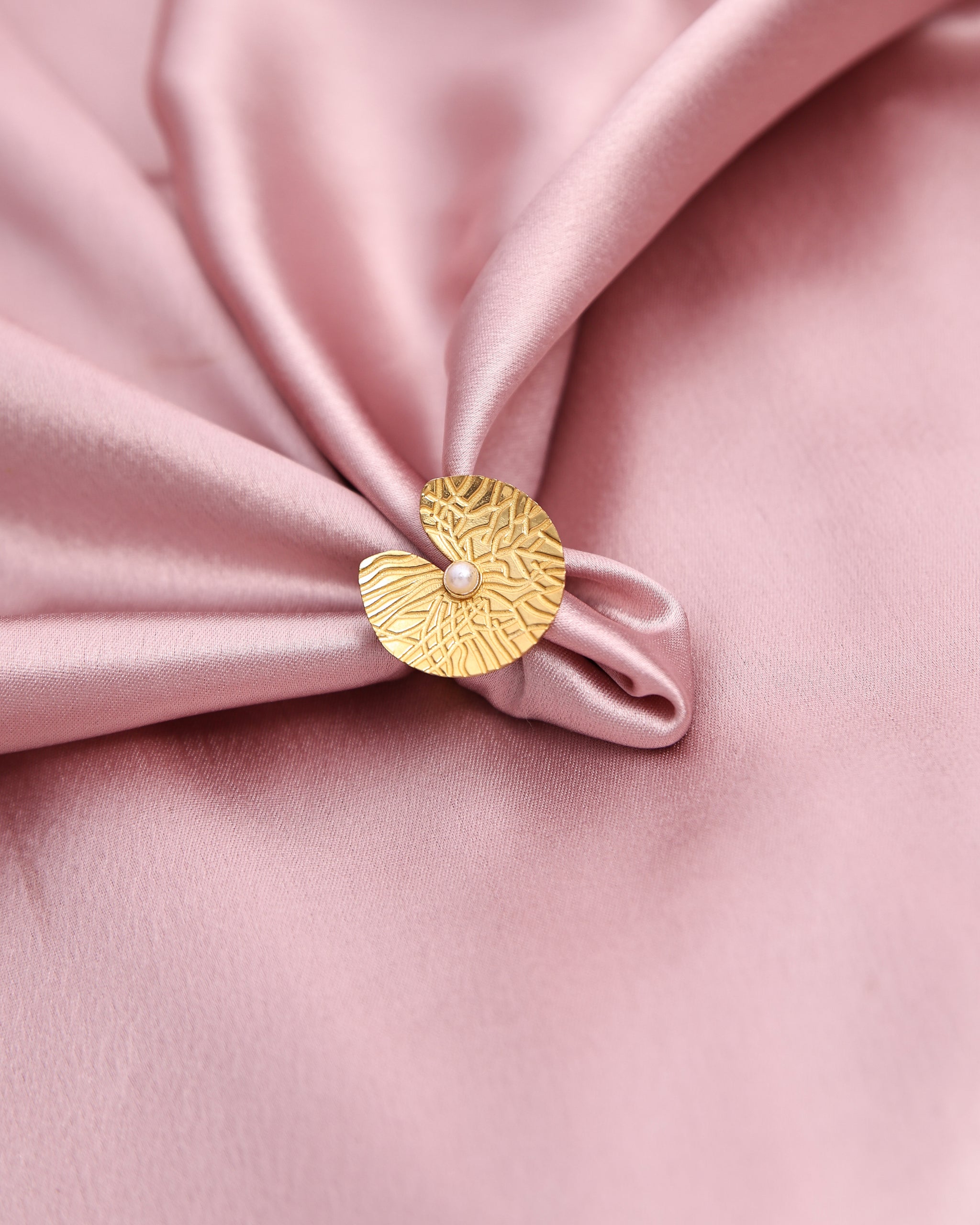 Lotus Leaf Pendant with Ring