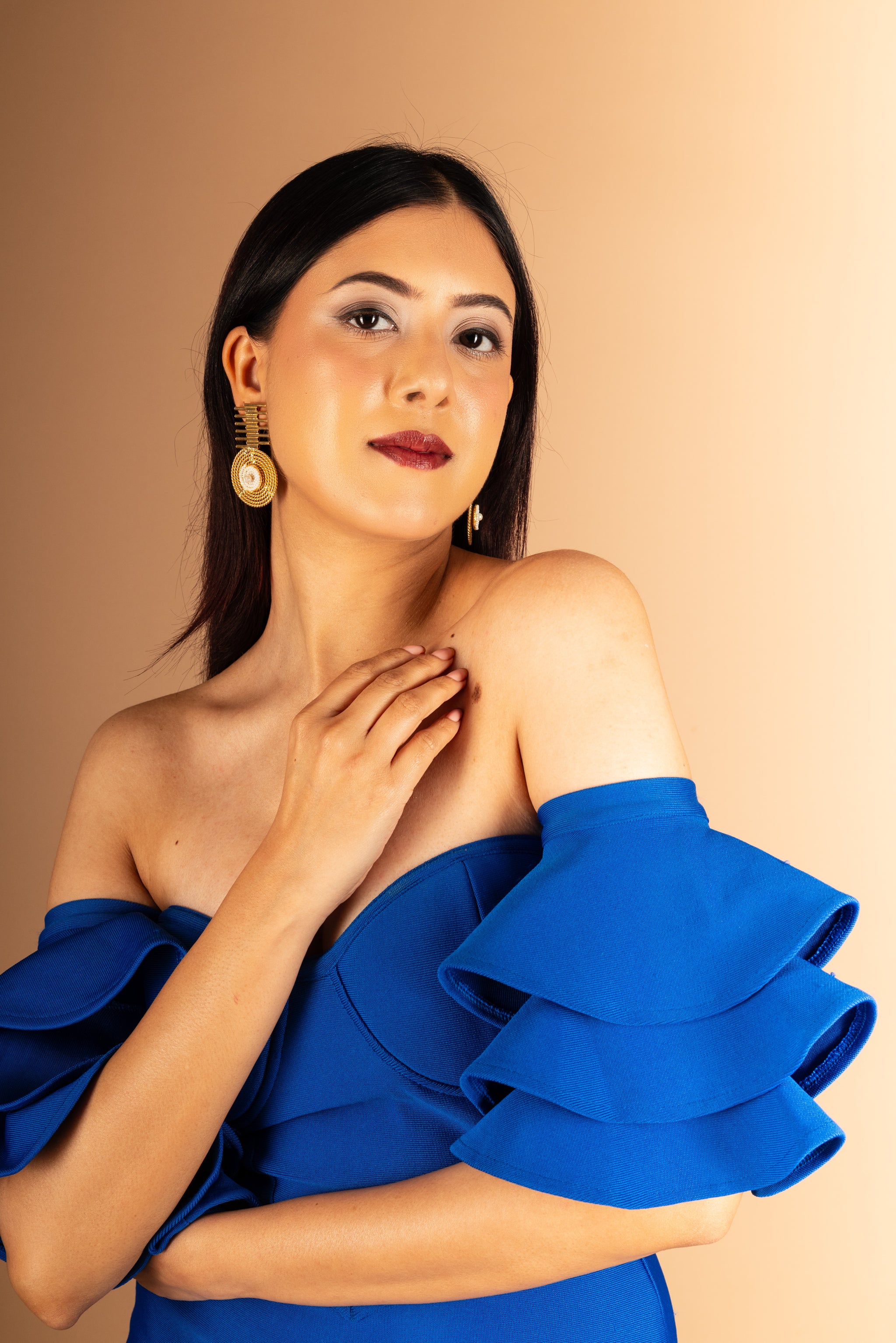 Sunrays Spiral Pearl Earrings