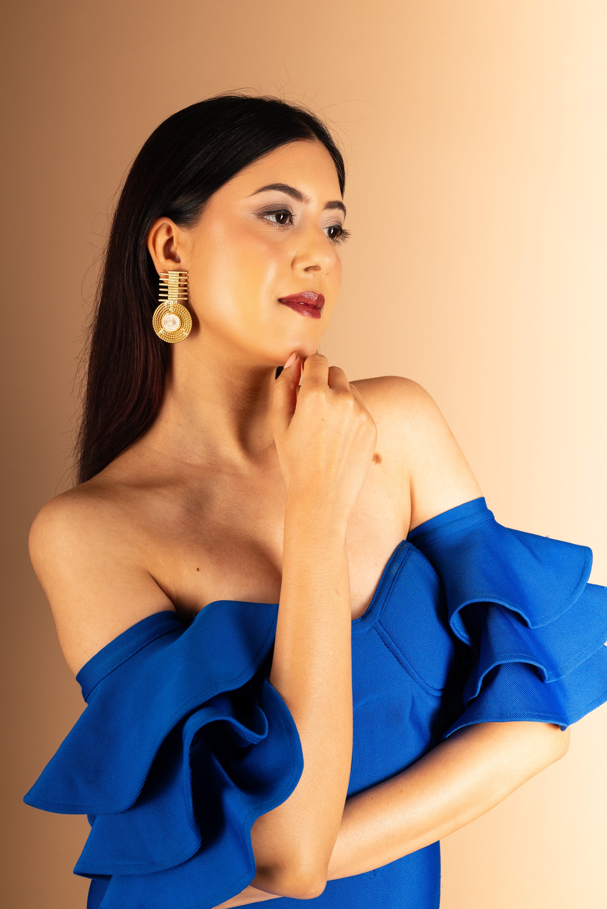 Sunrays Spiral Pearl Earrings