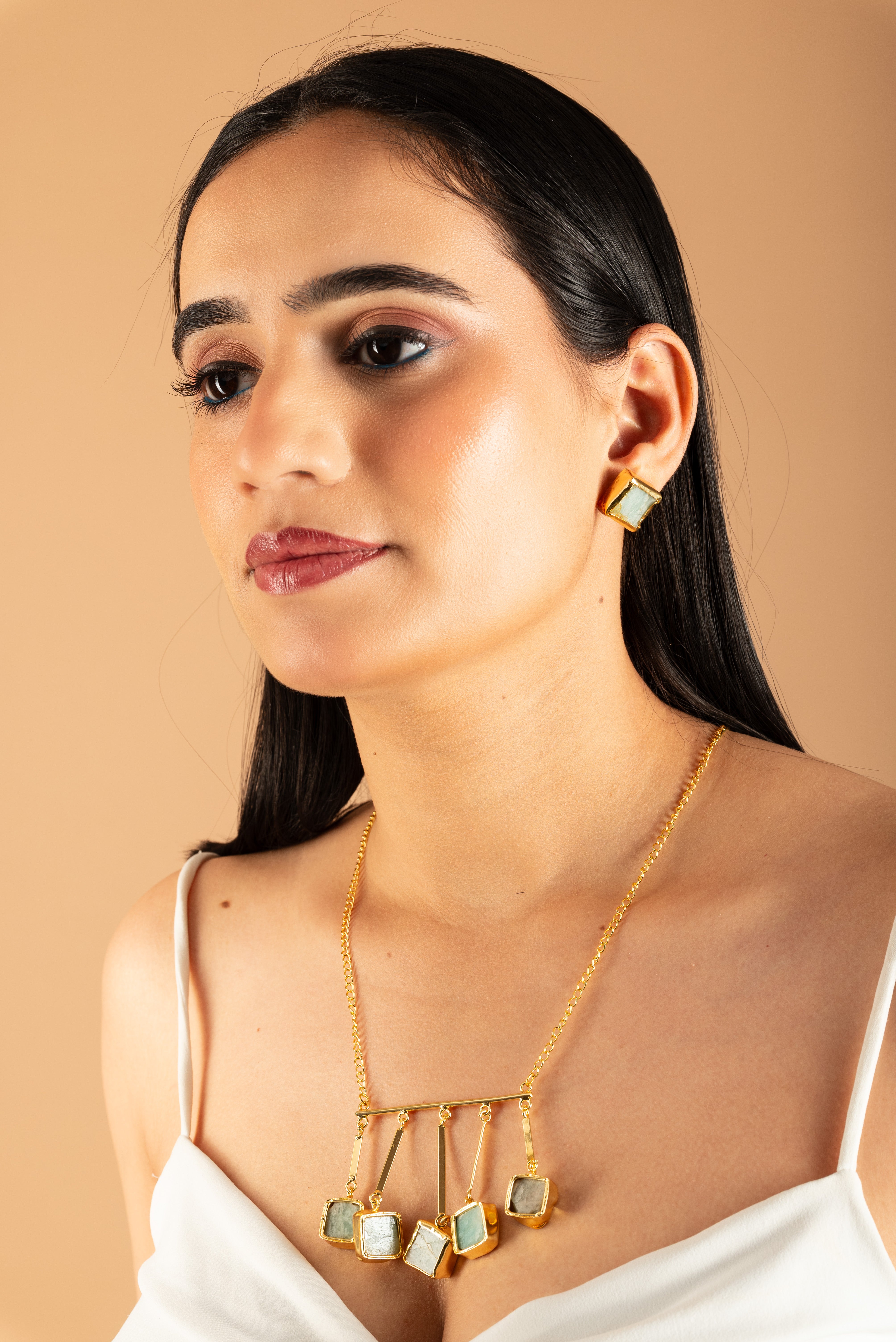 Jiaara 5 drop Natural Stone Necklace Set