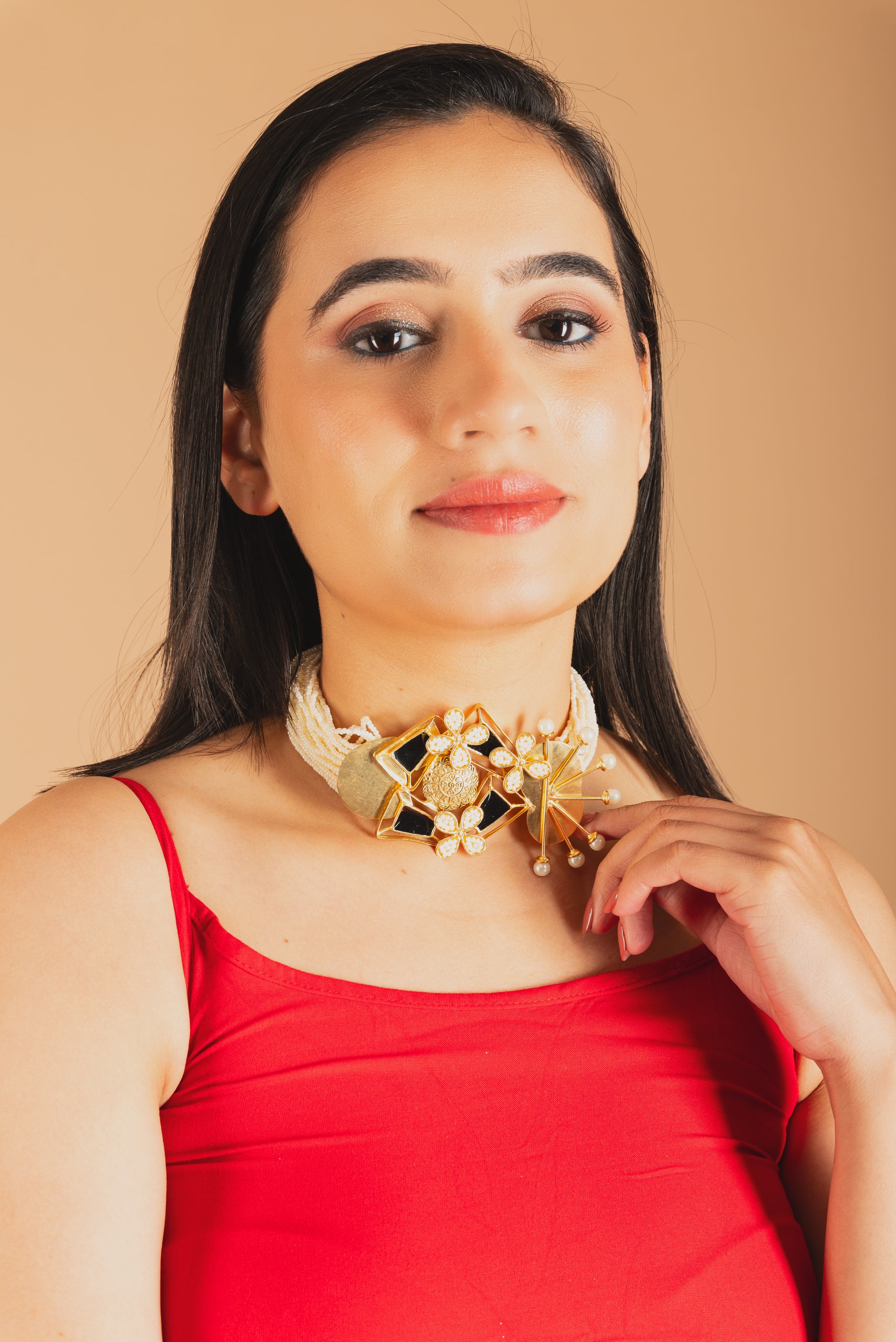 Earth's Embrace Antique pearl necklace