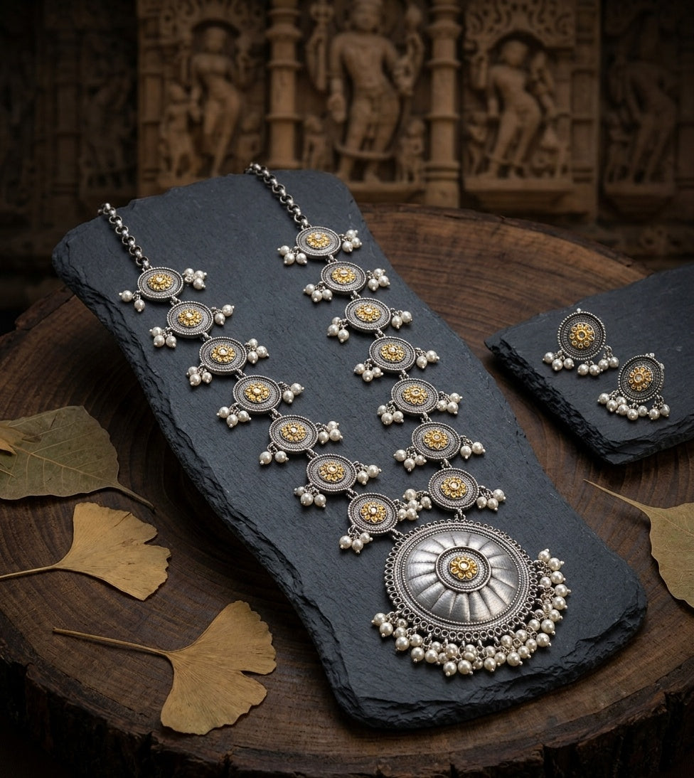 Royal Radiance: Oxidized Necklace Set for Bold Souls