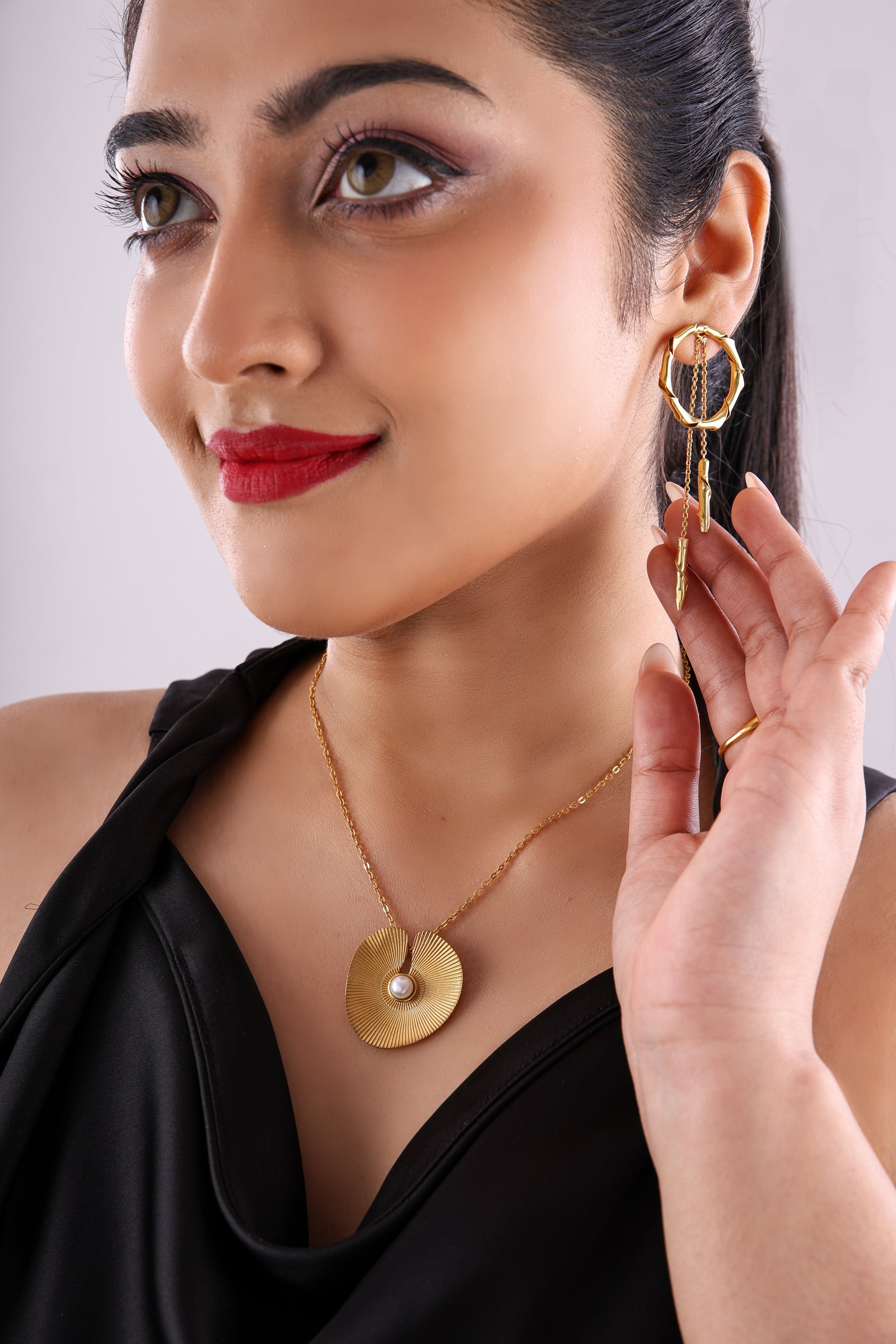 Lotus Leaf Pendant with Ring