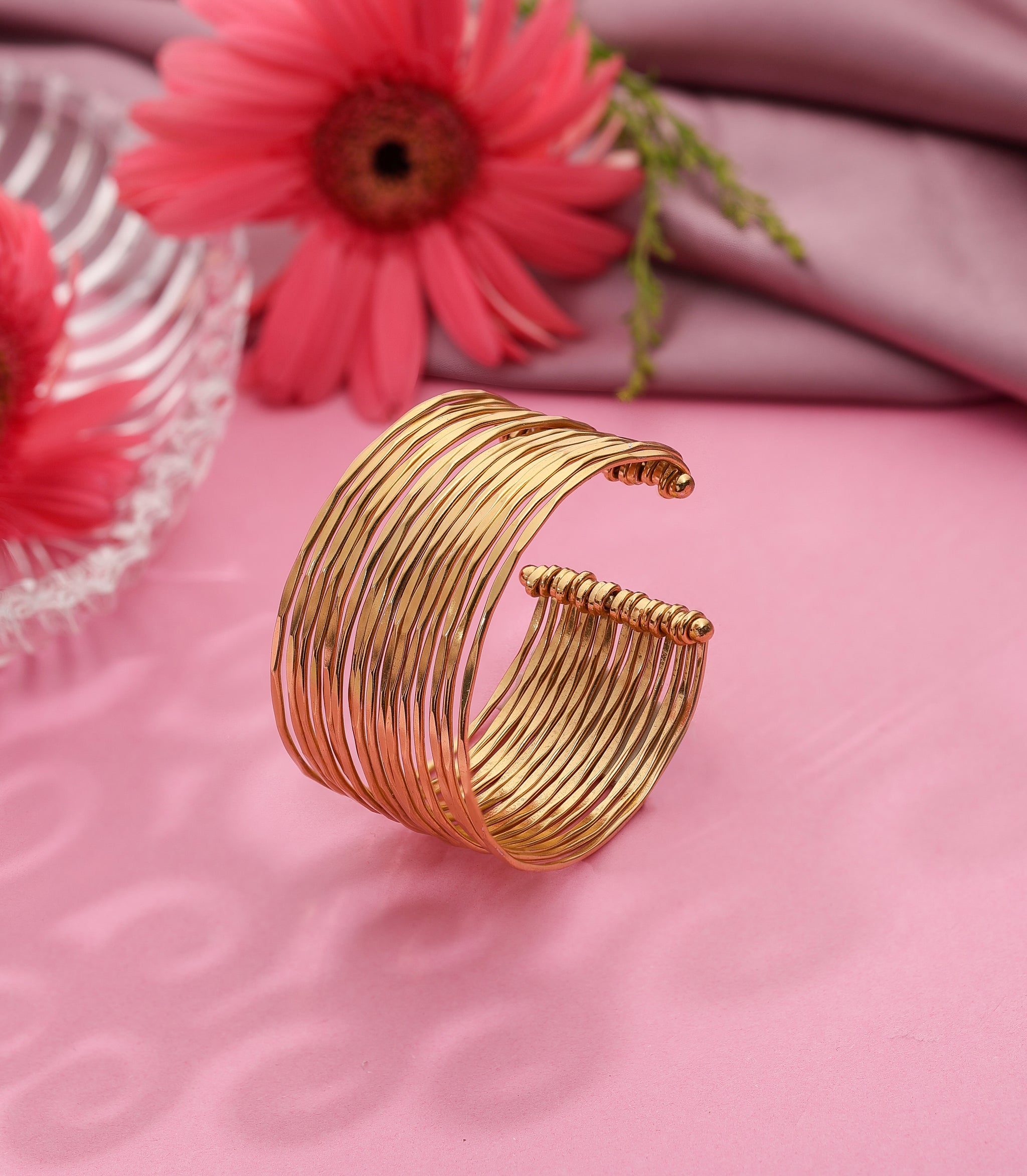 Multi-bangles hammered cuff bracelet