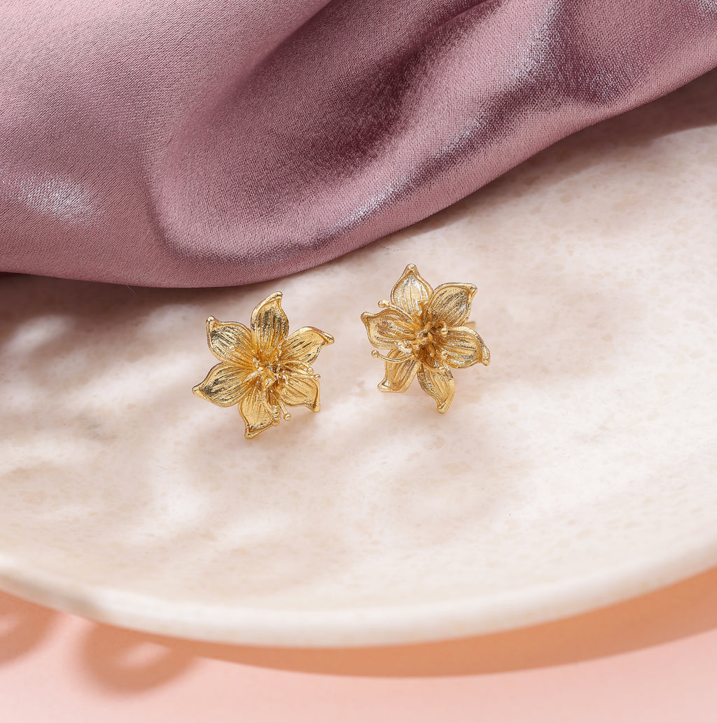 Textured Multilayered Floral Stud Earrings