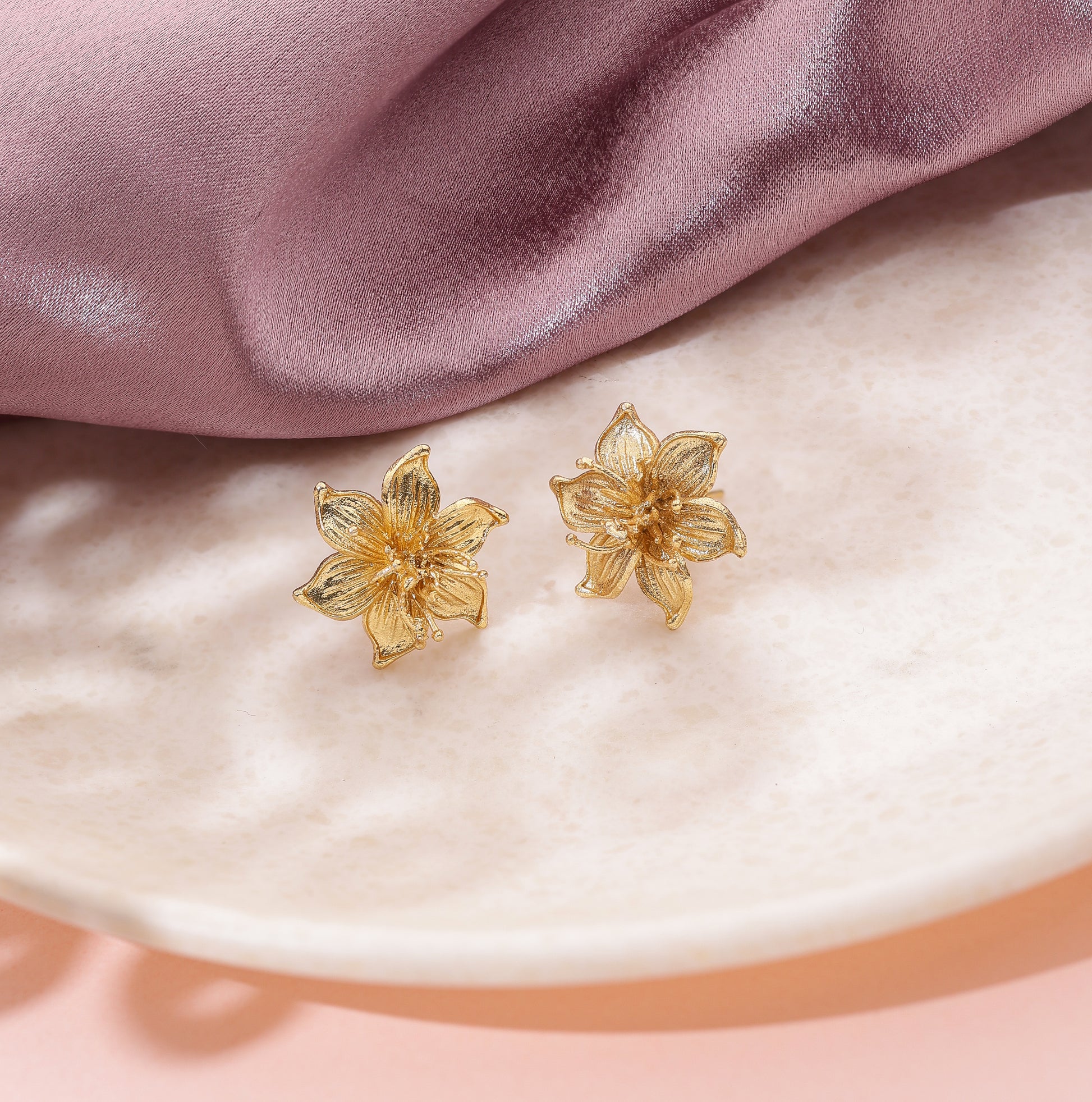 Textured Multilayered Floral Stud Earrings
