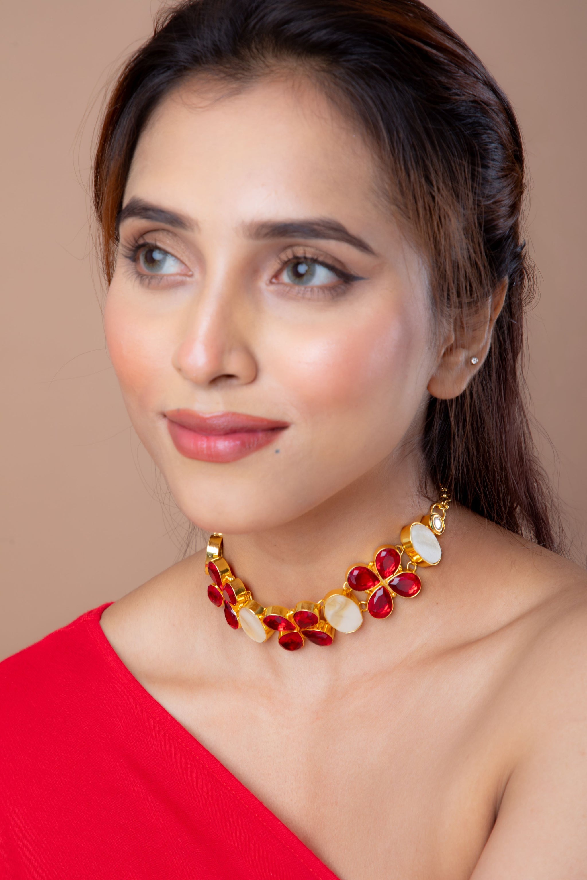 Gemstone glow Choker Necklace