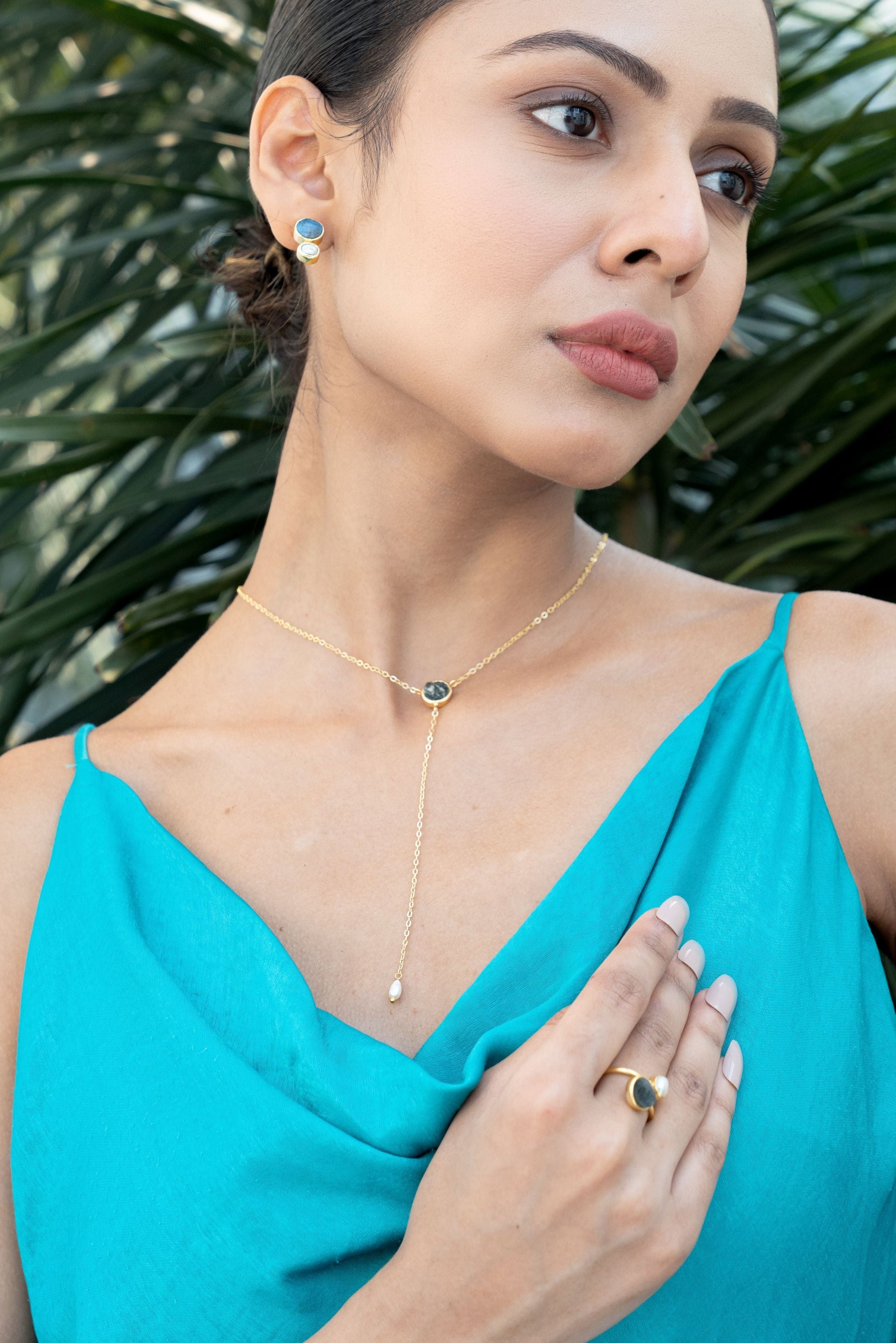 Aura Solar Druzy Pendant Set