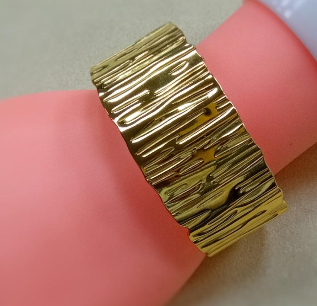 The Artisan Arc Cuff Bracelet