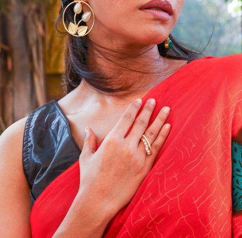 Dual Leaf Monalisa Stone Earrings - W - Jiaarajewellery