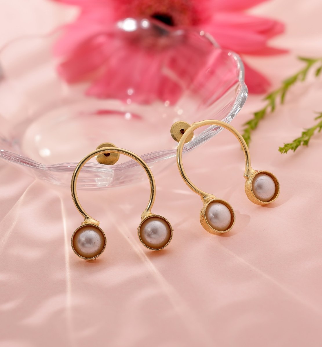 Dual Monalisa Ohm Earrings - White - Jiaarajewellery
