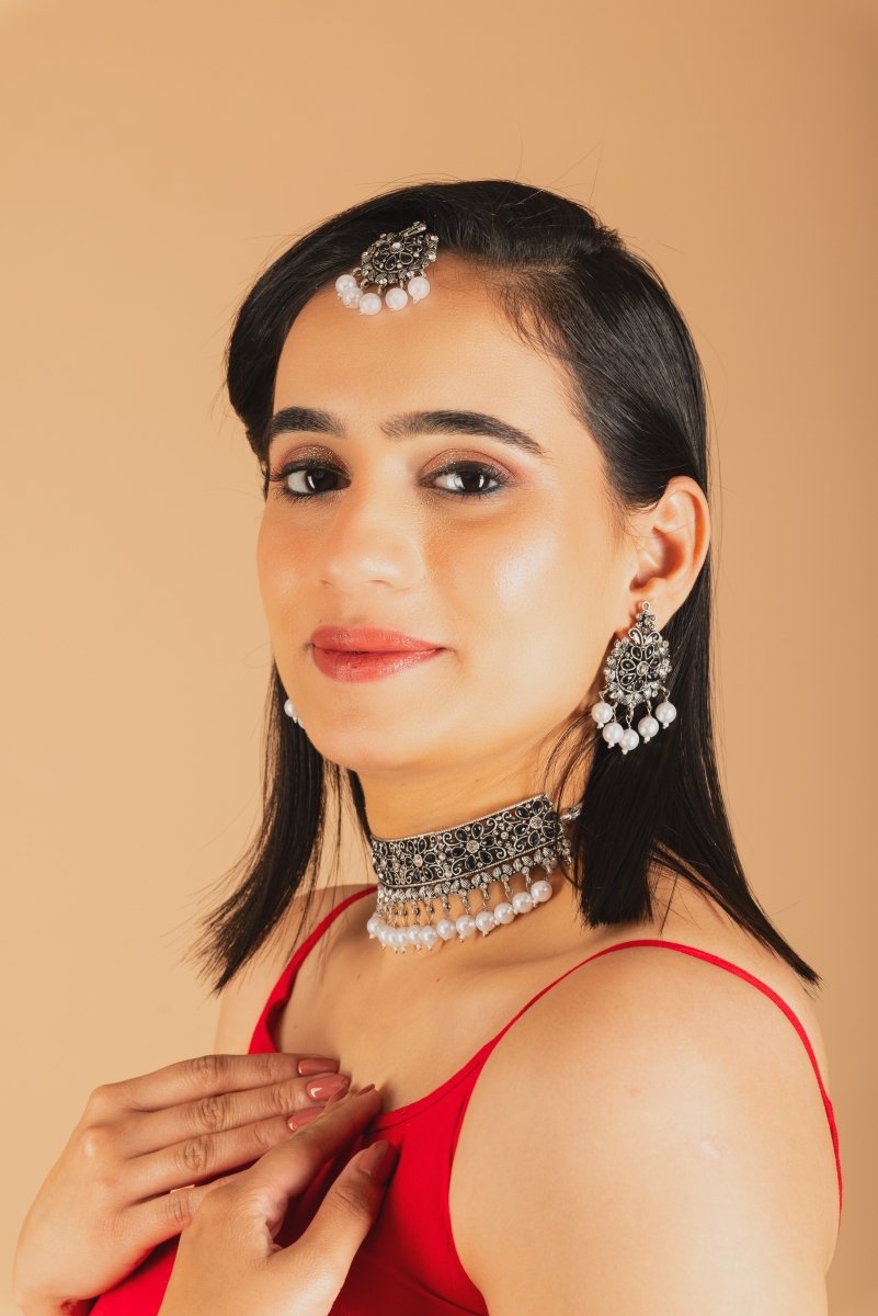 Glass Stone Silver plated Oxidised Necklace Set with Maang Tikka - Jiaarajewellery