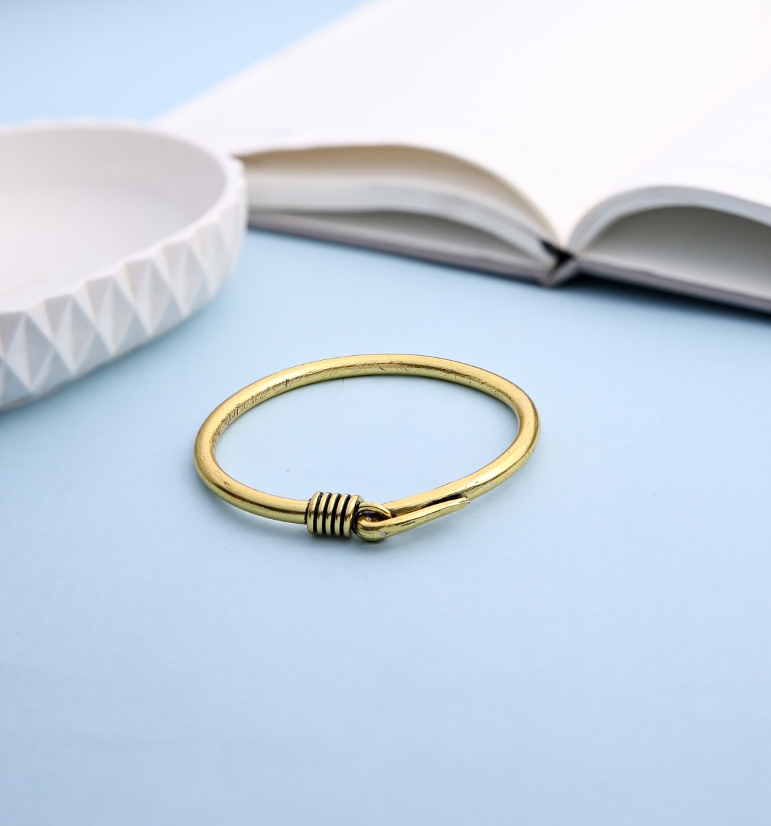 Handcrafted Brass knot Kada Bracelet for Men - Gold - Jiaarajewellery
