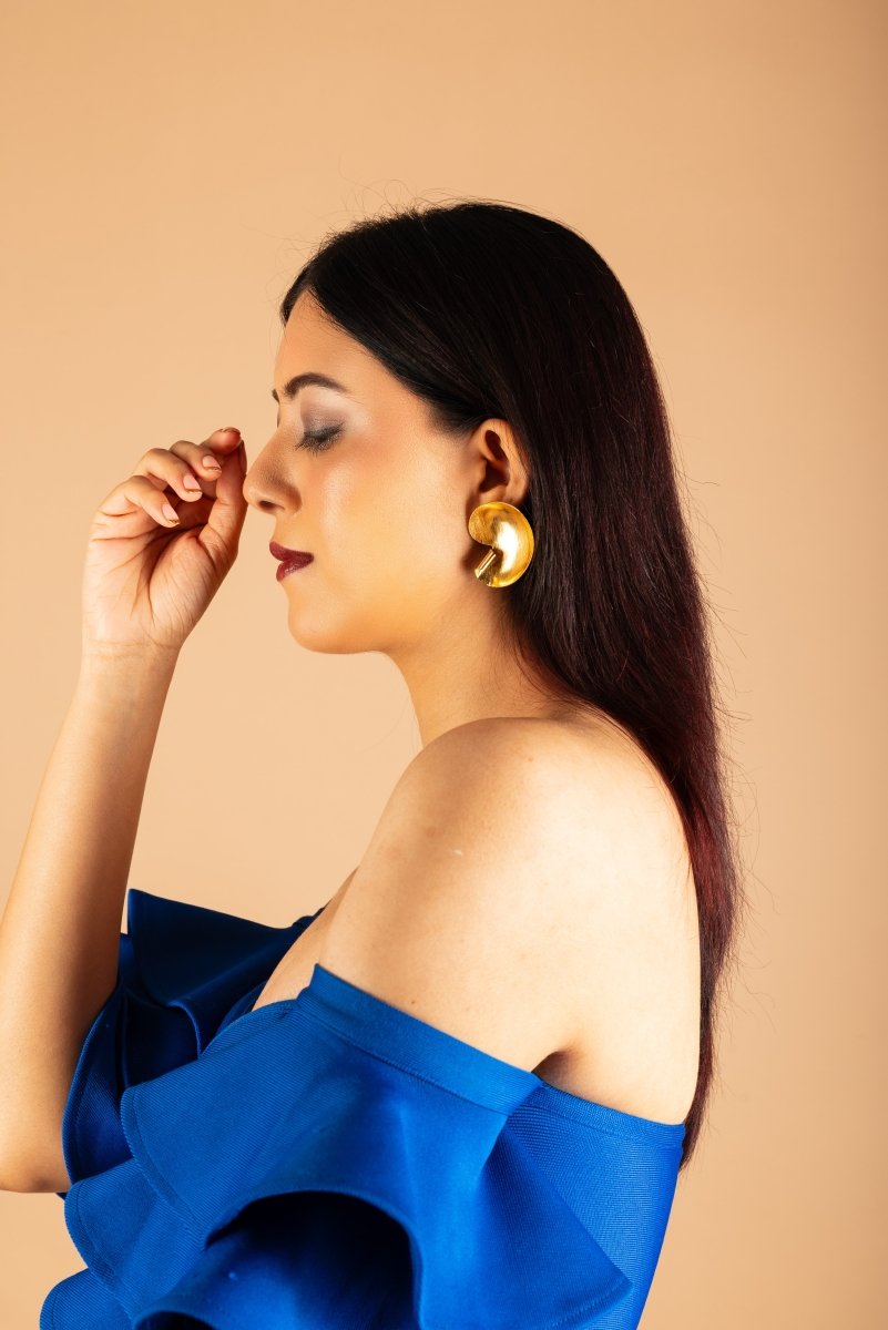 Handcrafted Curvy high gold Earrings - Jiaarajewellery