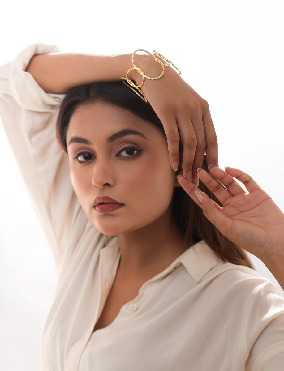 Loop lock Handcrafted Cuff Bracelet - Jiaarajewellery