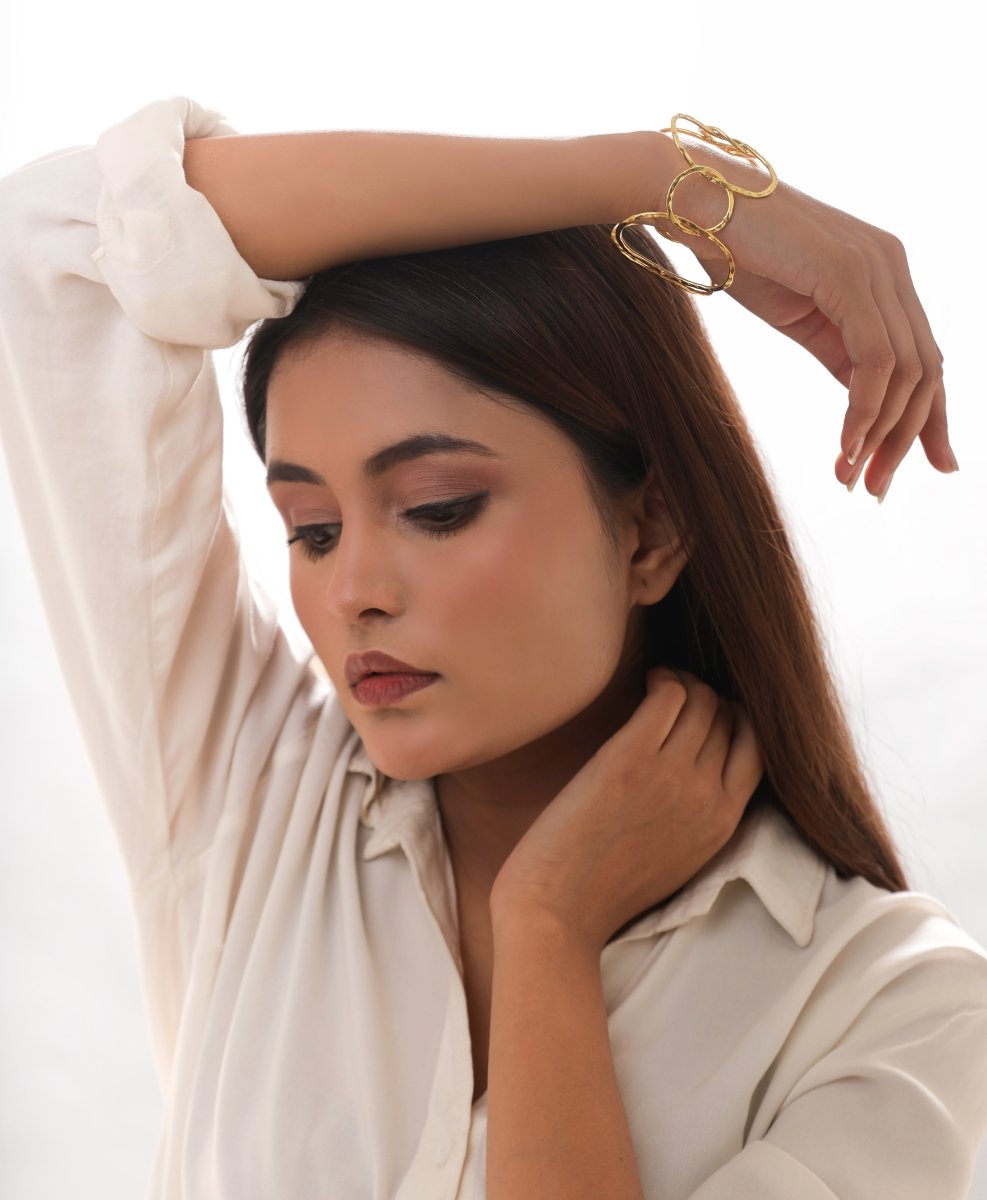 Loop lock Handcrafted Cuff Bracelet - Jiaarajewellery