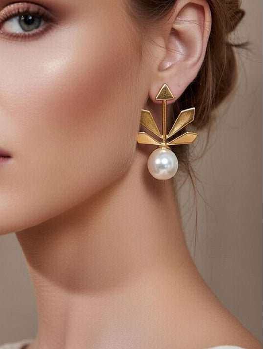Pearl drop arrow Earrings - Jiaarajewellery