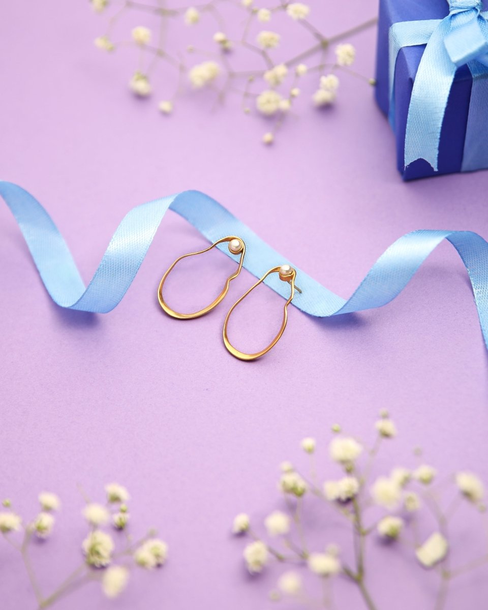 Pearl Studded Pear Earrings - Jiaarajewellery