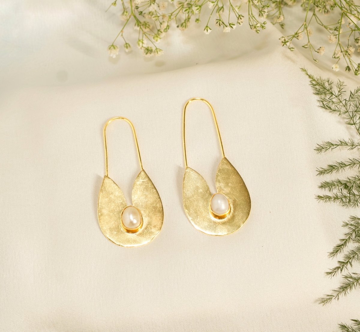 Pearl Studded Pin Earrings - Jiaarajewellery