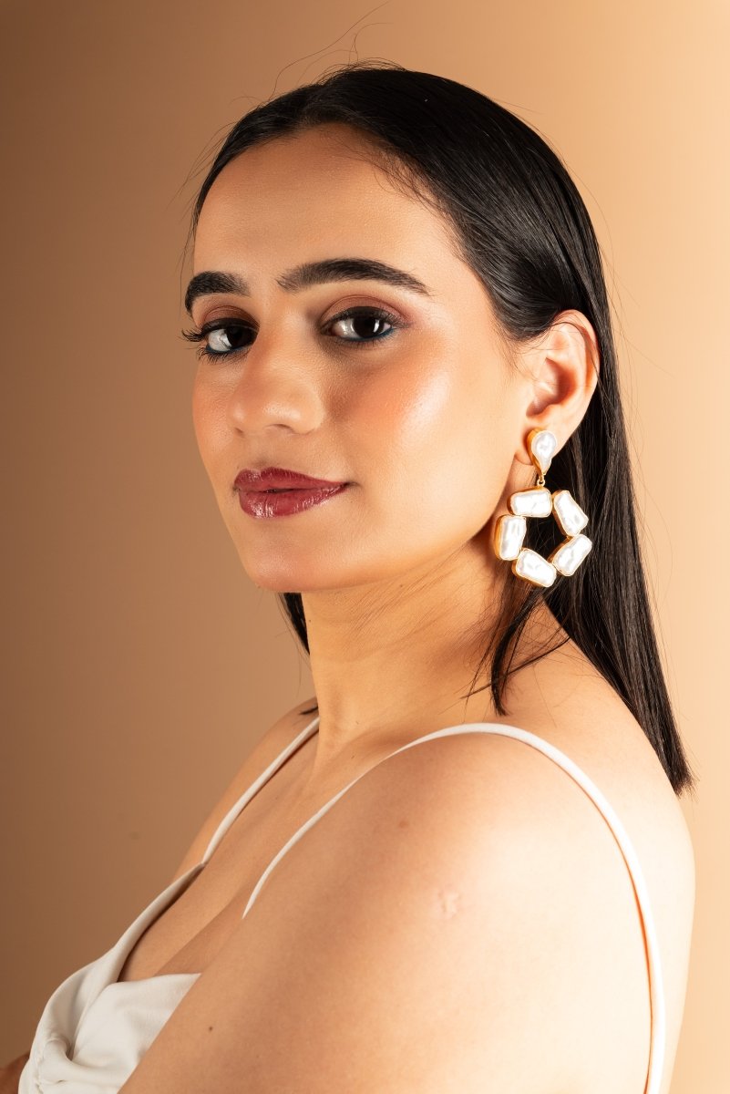 Penta Baroque Moonlight Earrings - Jiaarajewellery