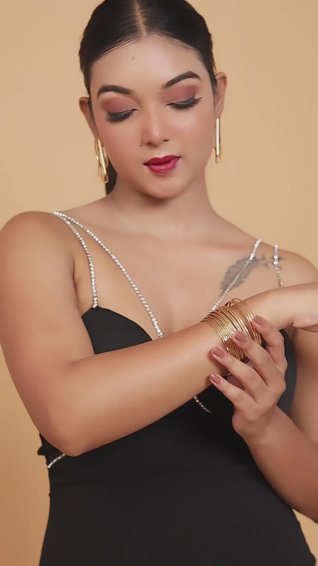 Multi-bangles hammered cuff bracelet