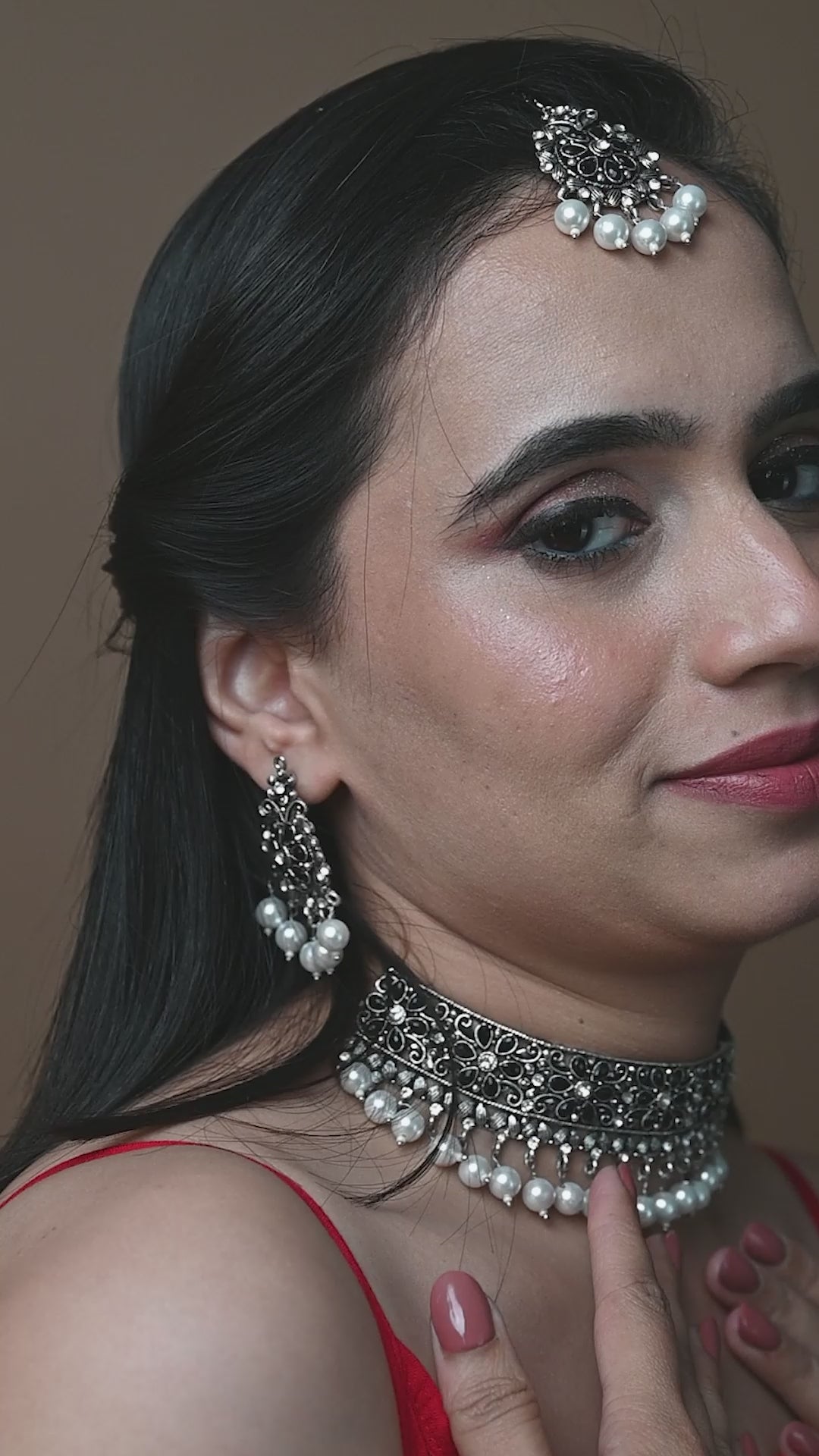 Glass Stone Silver plated Oxidised Necklace Set