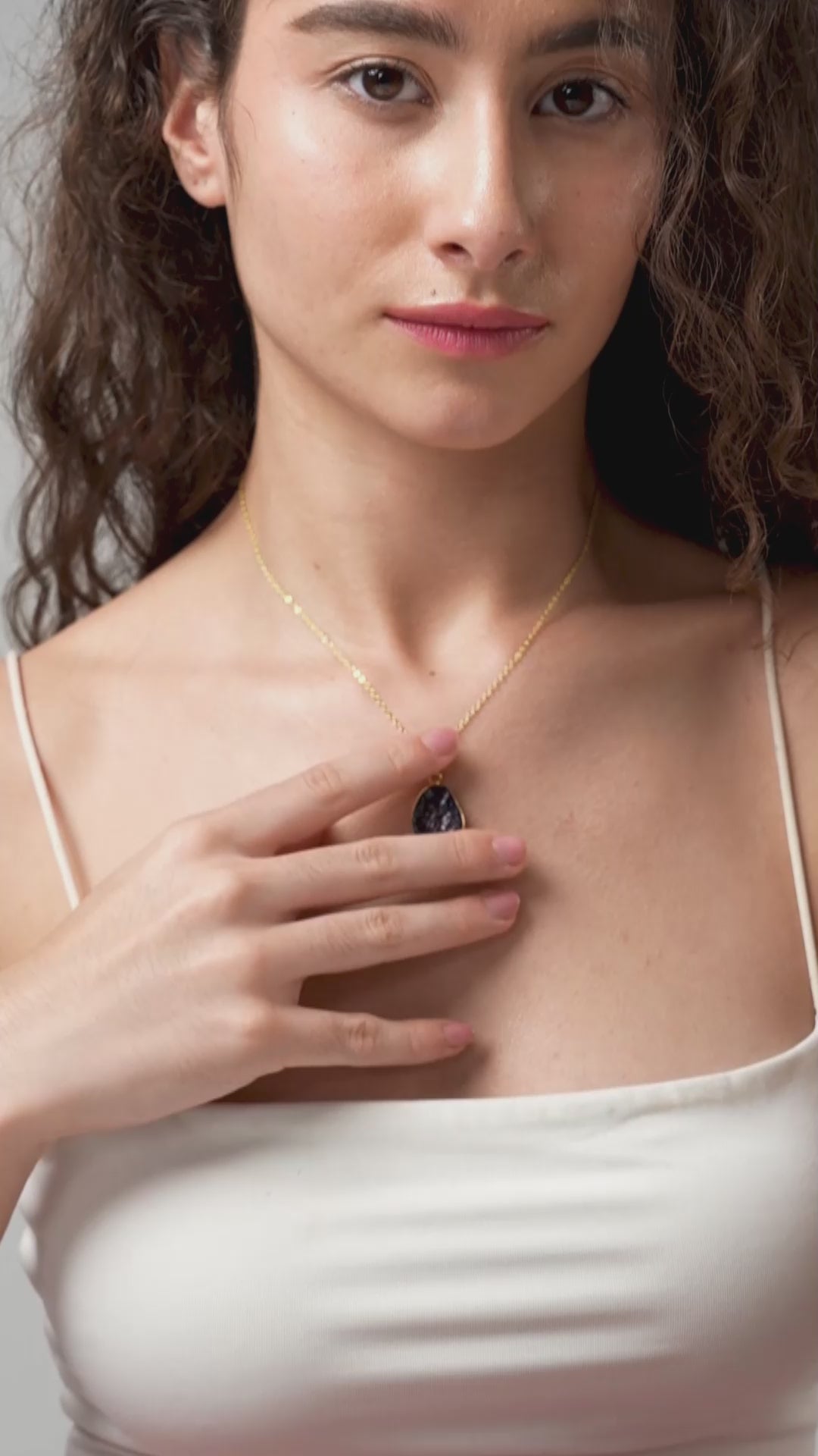 92.5 Sterling Silver Moonlight Solo Amethyst Pendant Necklace