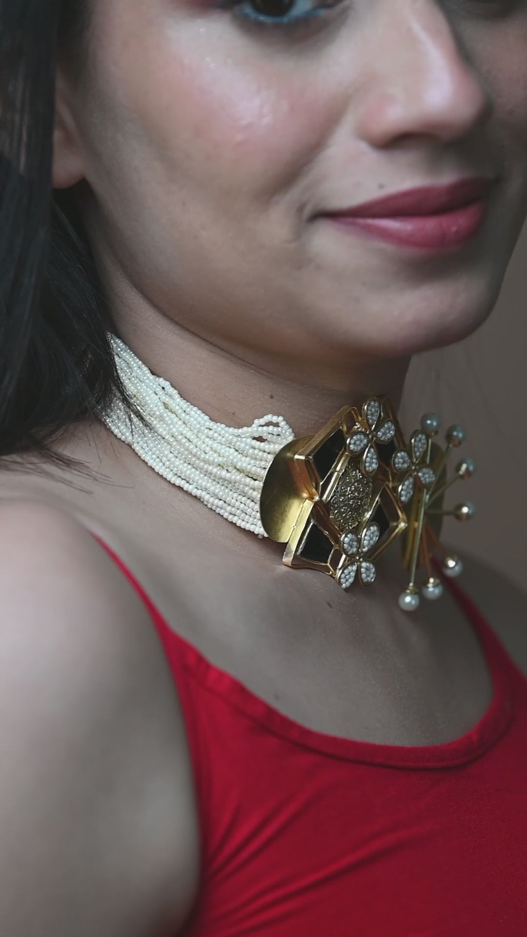 Earth's Embrace Antique pearl necklace