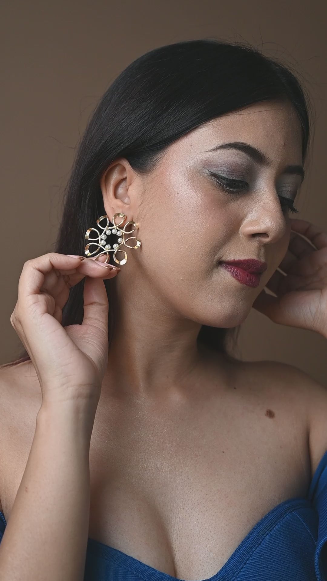 Twist & Twirl Pearl Studded Flower Earrings