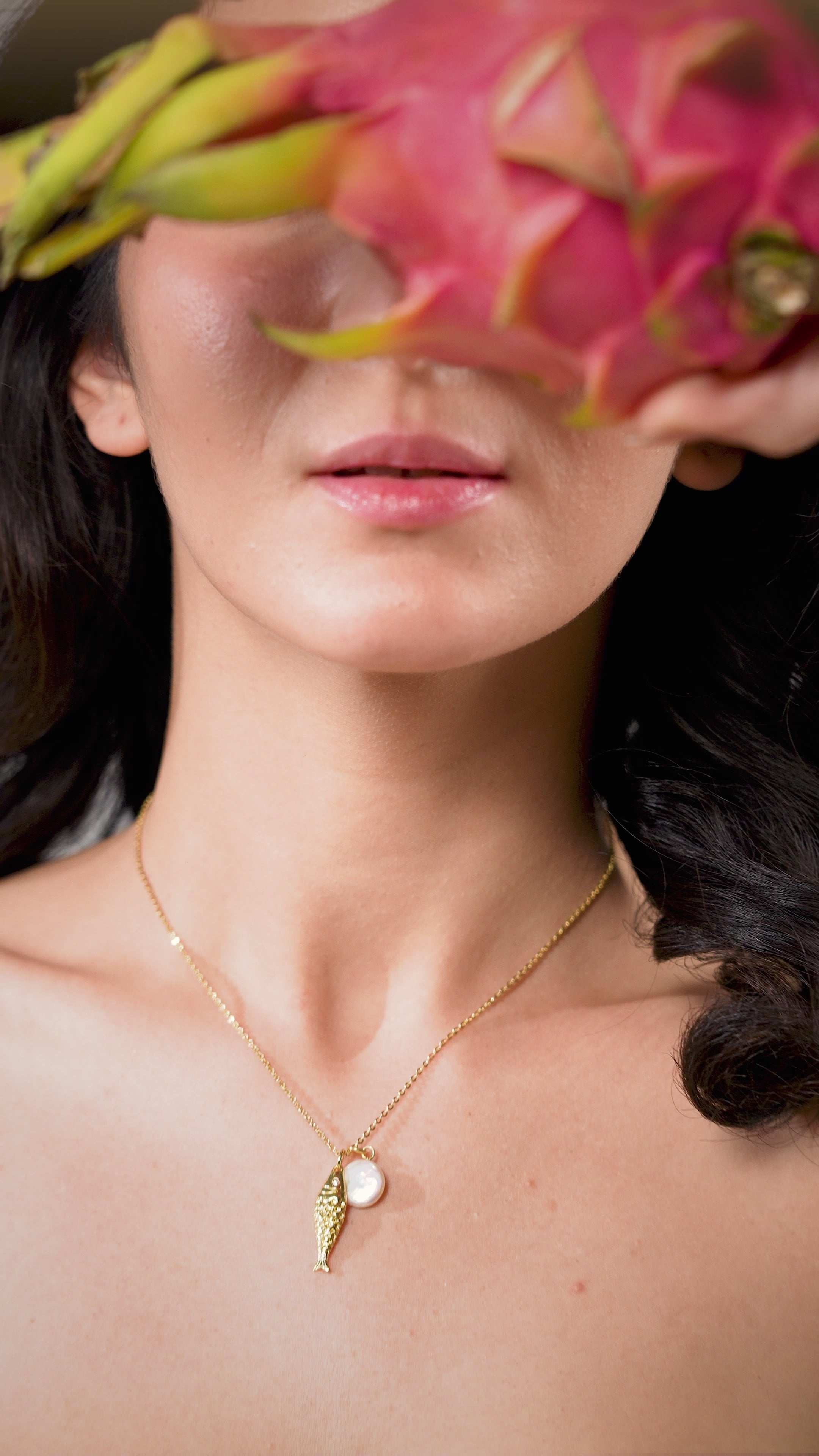 Baroque Pearl Pendant Necklace