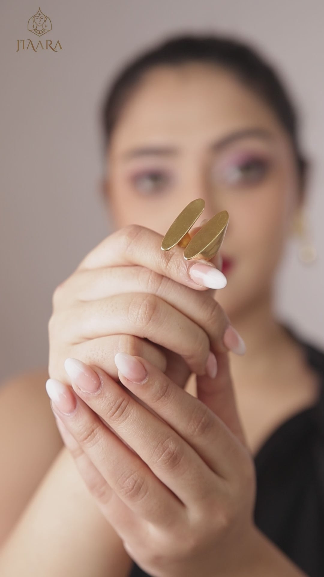 Hammered dual Plate Ring