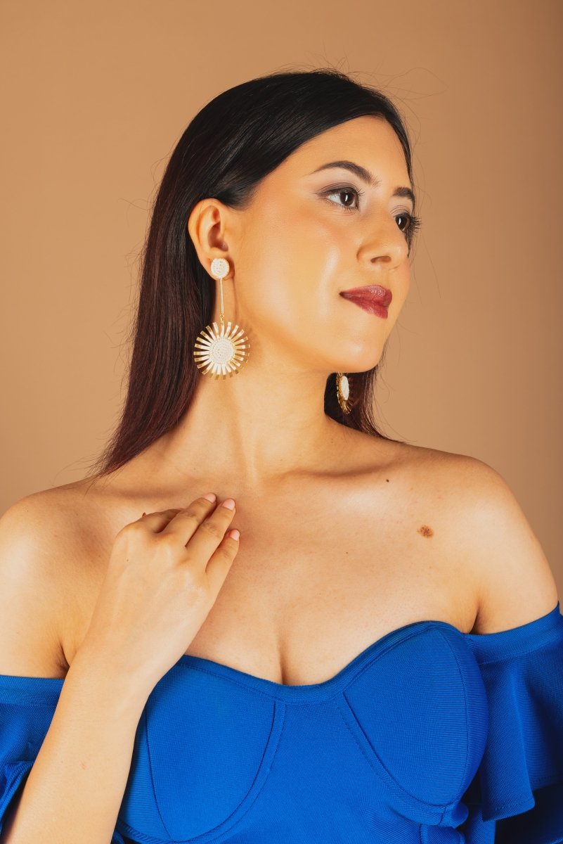 Sunrays clustered pearl Earrings - Jiaarajewellery