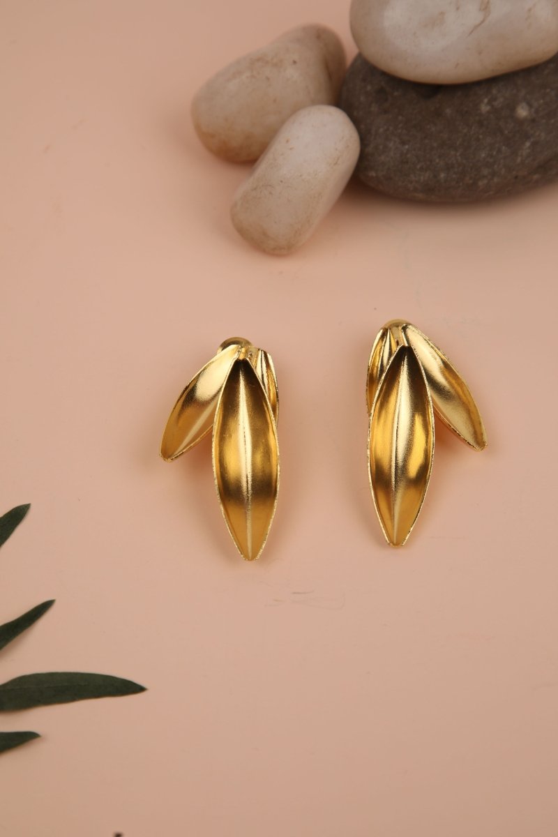 Triple leaves Stud Earrings - Jiaarajewellery