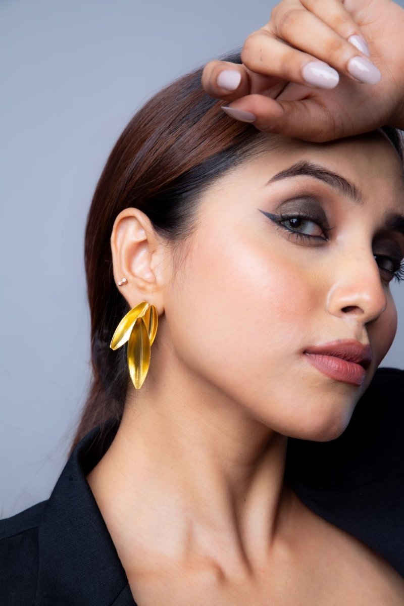 Triple leaves Stud Earrings - Jiaarajewellery