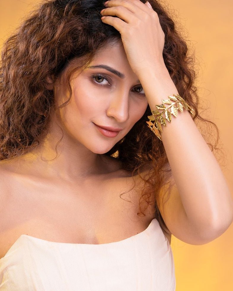 Vibe & Virtue Cuff Bracelet - Jiaarajewellery
